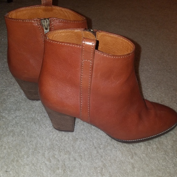 Madewell Shoes - Madewell Cognac Leather Bootie